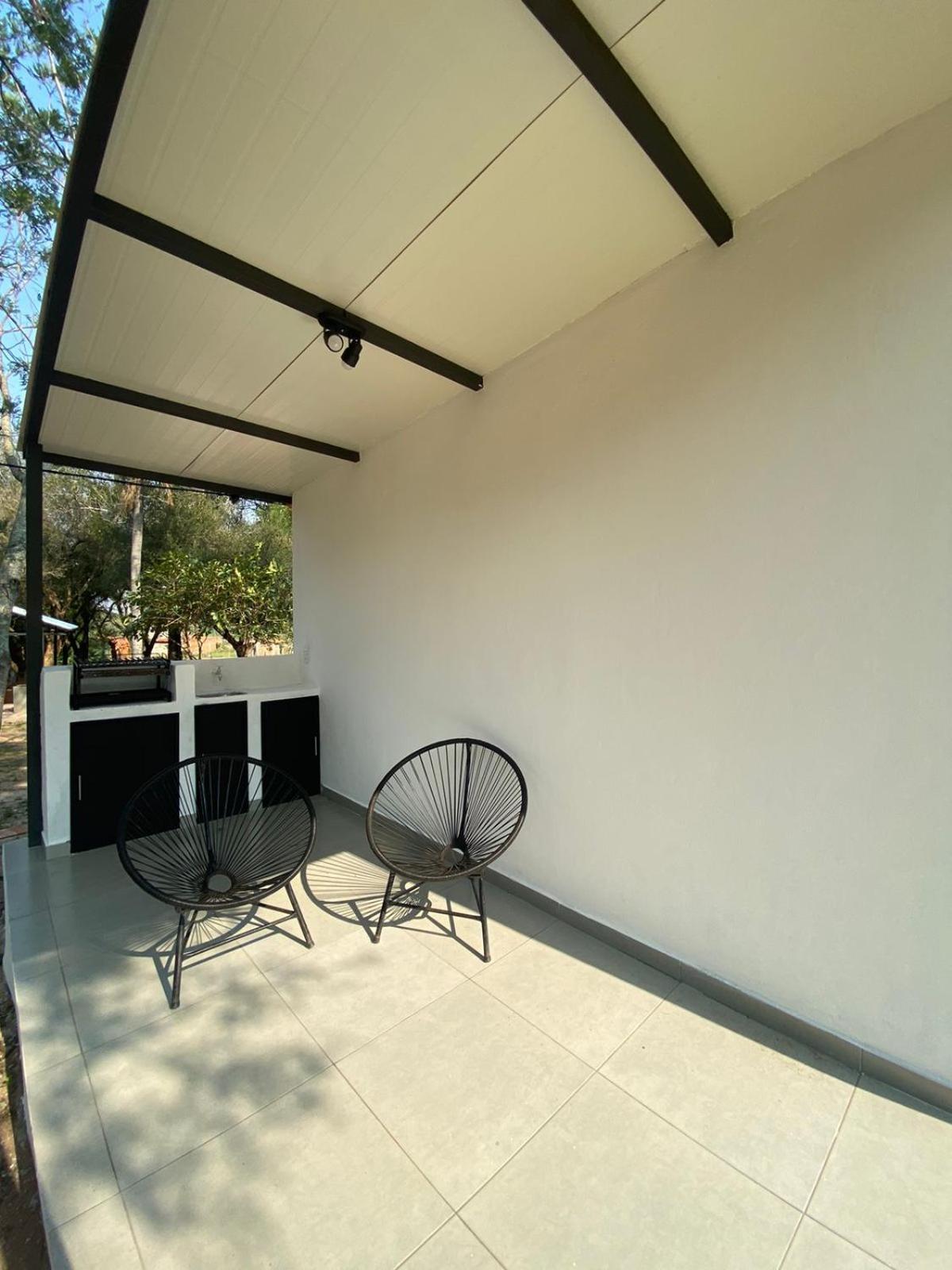 Posada San Miguel Paraguari Exteriör bild